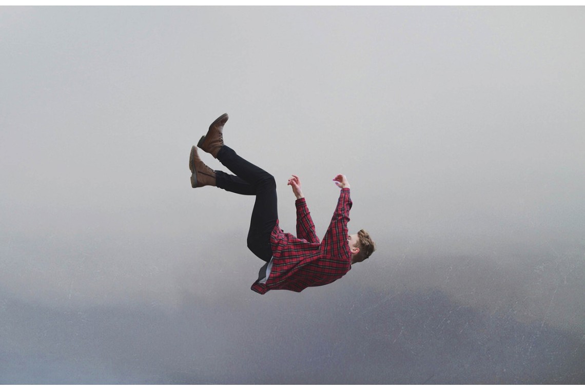 https://goodtogosafety.indevelopment.website/image/cache/catalog/Blog/Falling-1140x760.jpg