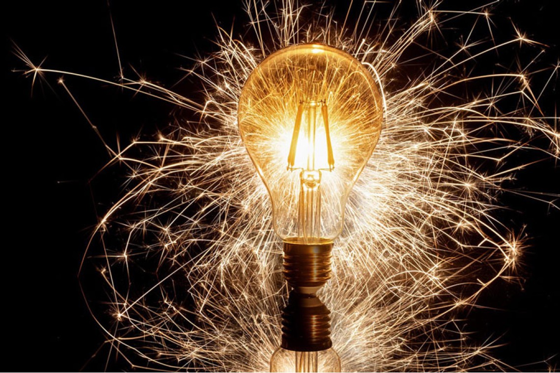 https://goodtogosafety.indevelopment.website/image/cache/catalog/Blog/Lightbulb-1140x760.jpg