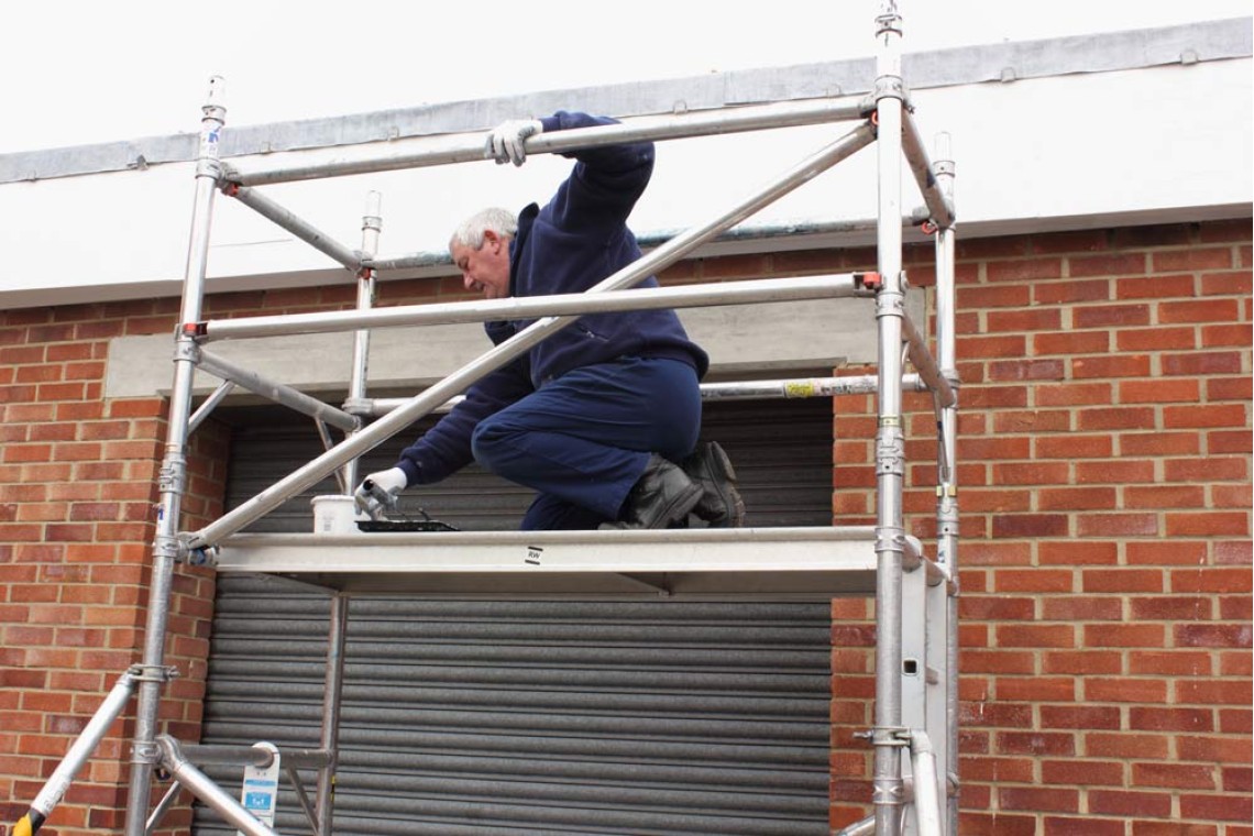 https://goodtogosafety.indevelopment.website/image/cache/catalog/Blog/Scaffold-Tower-1-1140x760.jpg