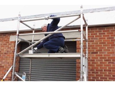 A man has died due to falling from a scaffolding tower