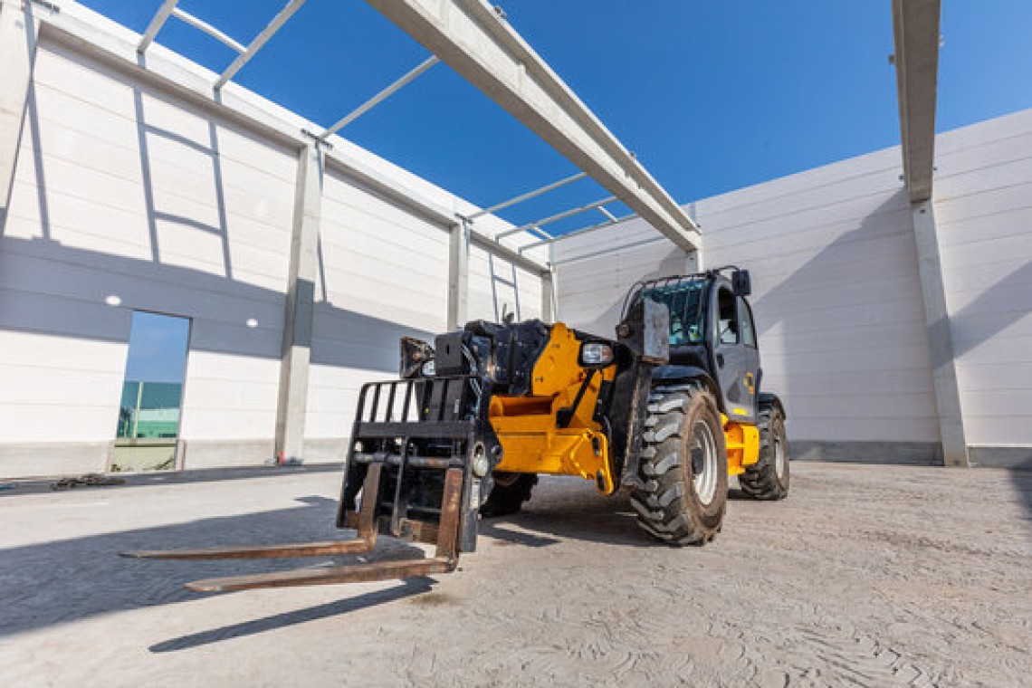 https://goodtogosafety.indevelopment.website/image/cache/catalog/Blog/Telehandler-Fencing-1140x760.jpg