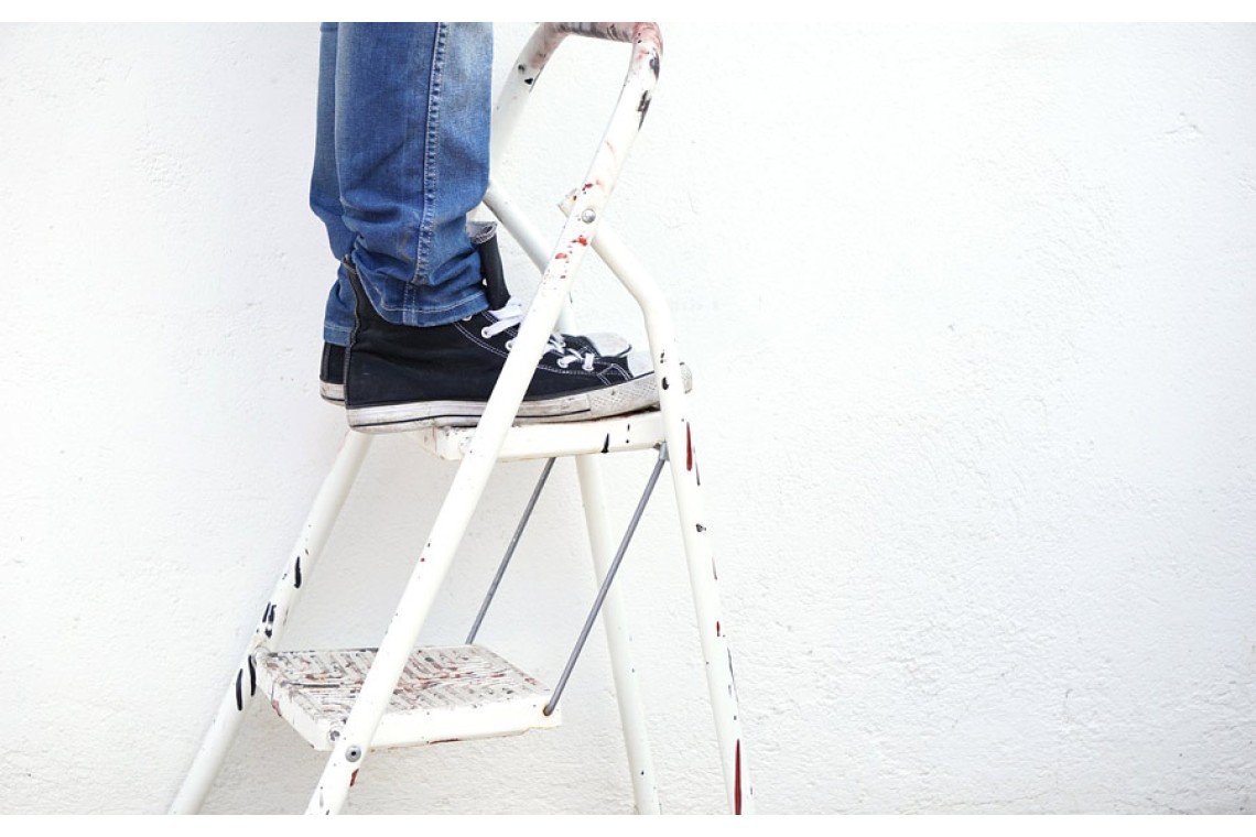 https://goodtogosafety.indevelopment.website/image/cache/catalog/Blog/ladder-0-1140x760.jpg
