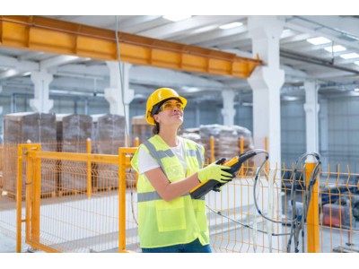 Overhead crane accident fatally crushed employee